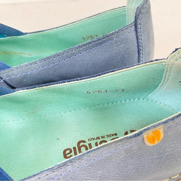 Comfortable Blue Leather Flats - Picture 10 of 12